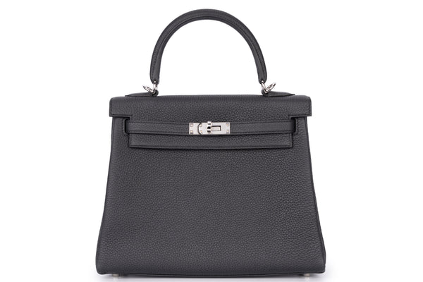 Hermès Kelly 25 Veau Togo Noir PHW